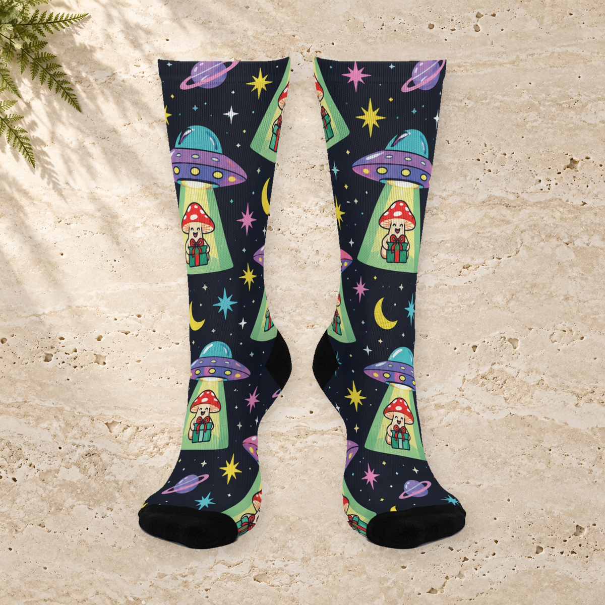 UFO Christmas Delivery Christmas Mushroom Cushioned Crew Socks