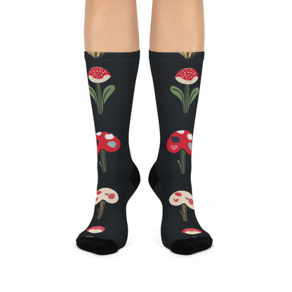 Black Heart Cap Mushroom Crew Socks